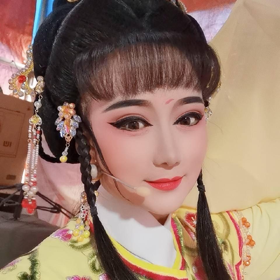 庐剧杨小六