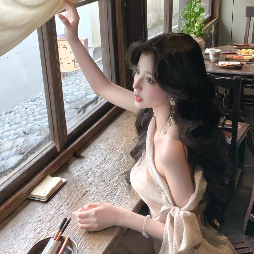 树上有只熊ʕ•͡•ʔ