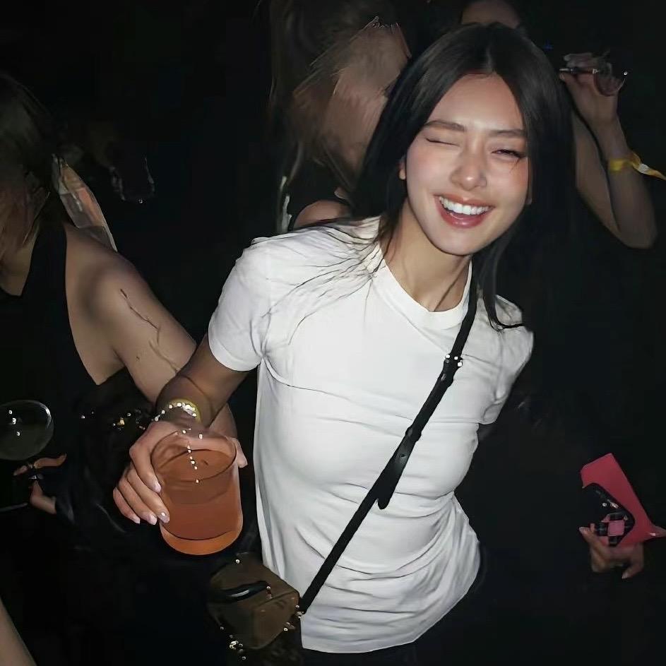 予你女装店