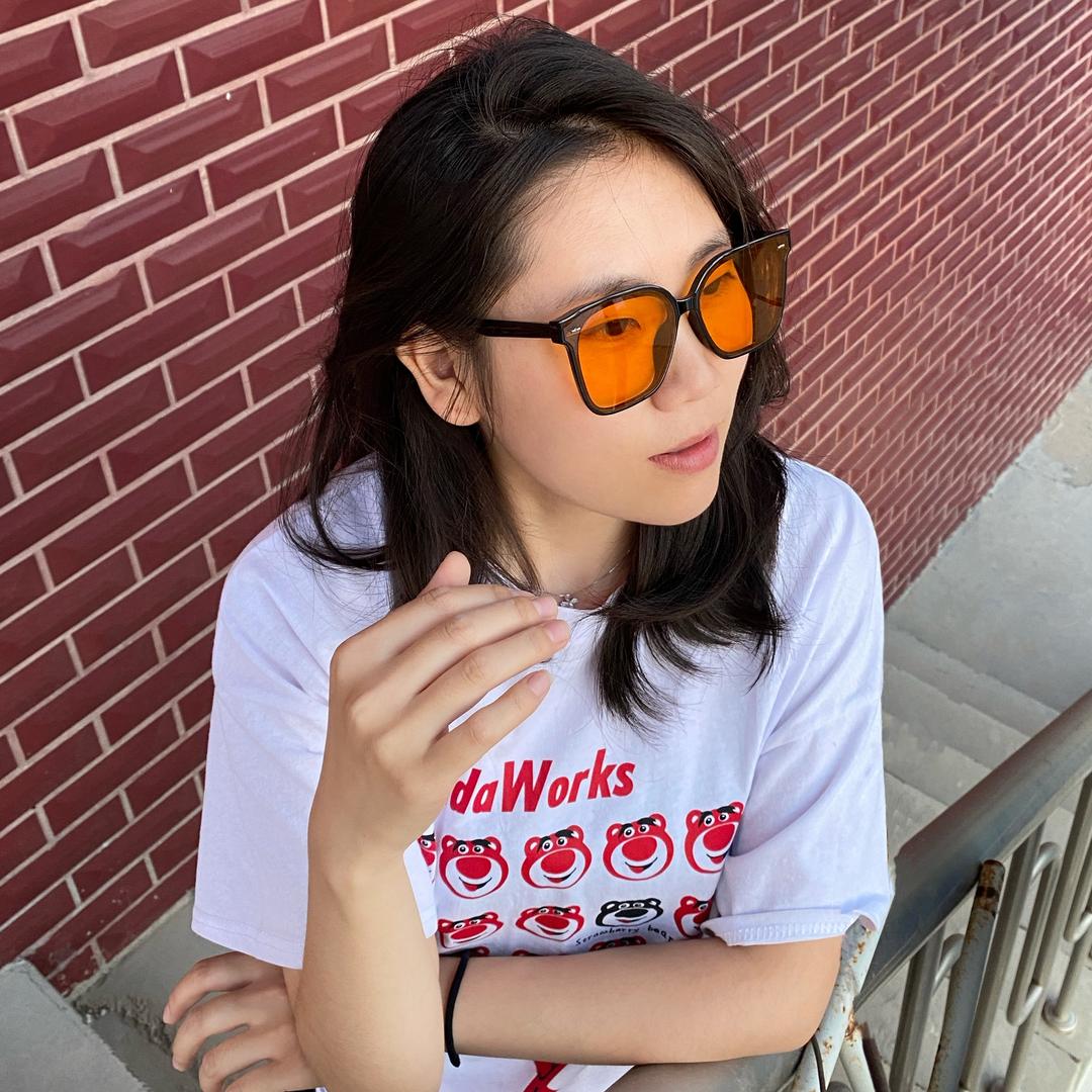 Li_.