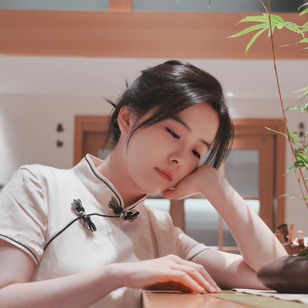 锶