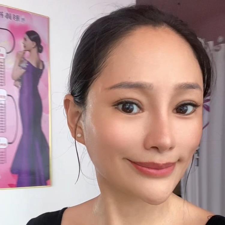 云儿爱上形体