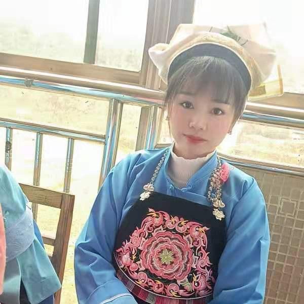 小月芽（晚上9点45分开播）