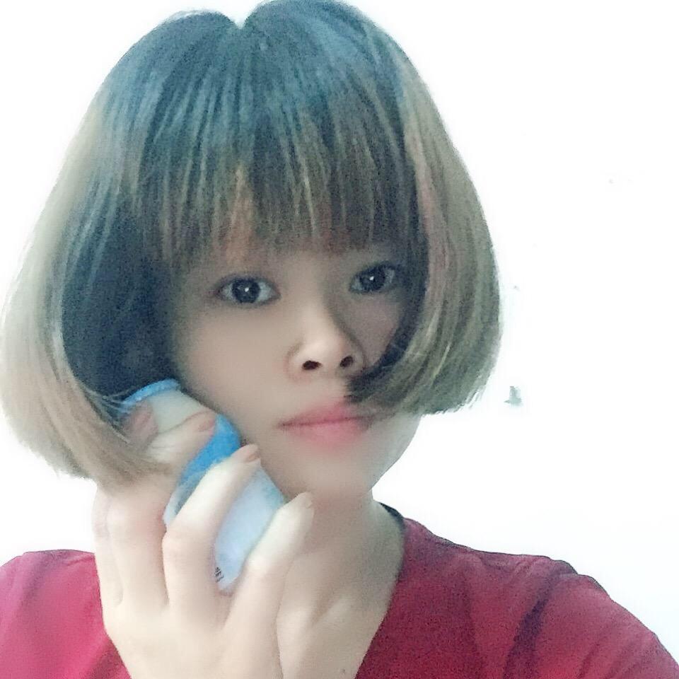 丽   宝