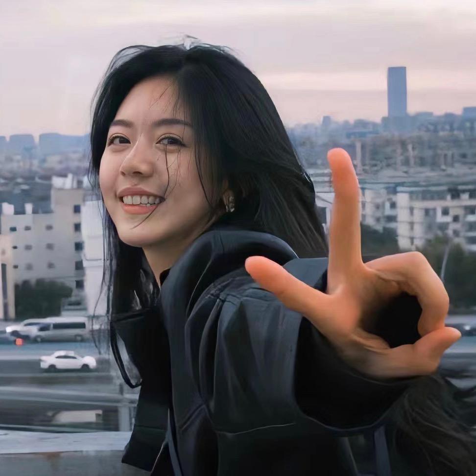 我好饿🐷.