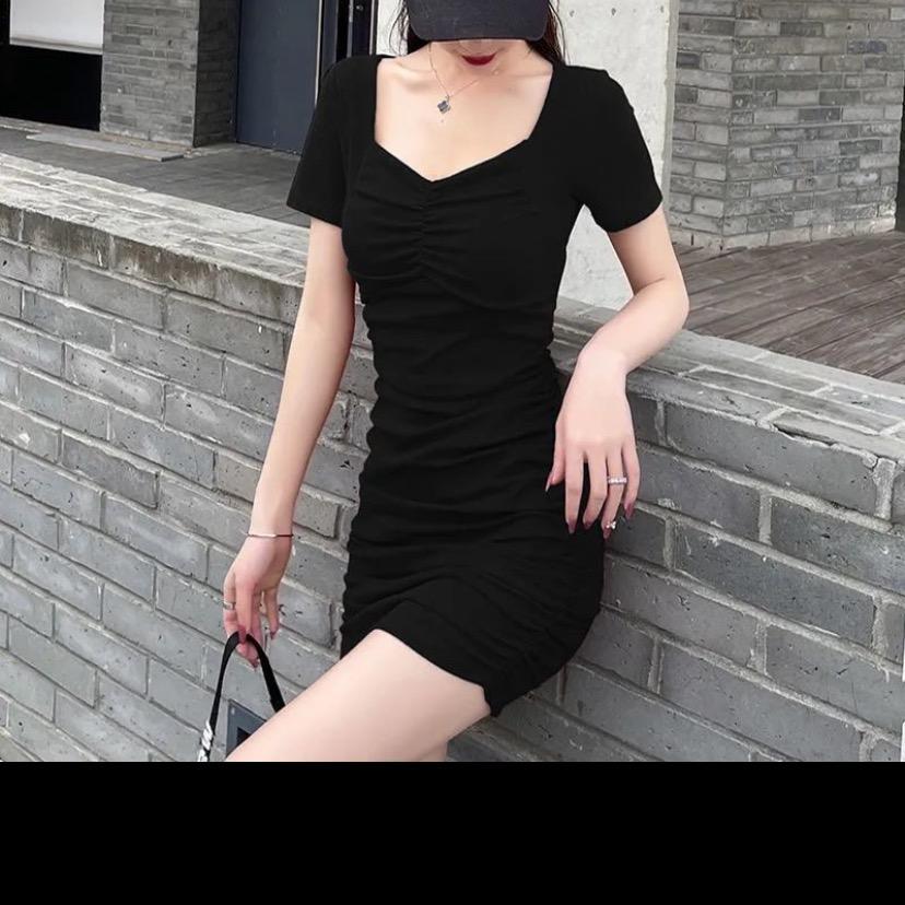 宁波市鄞州五乡忆宁服装店