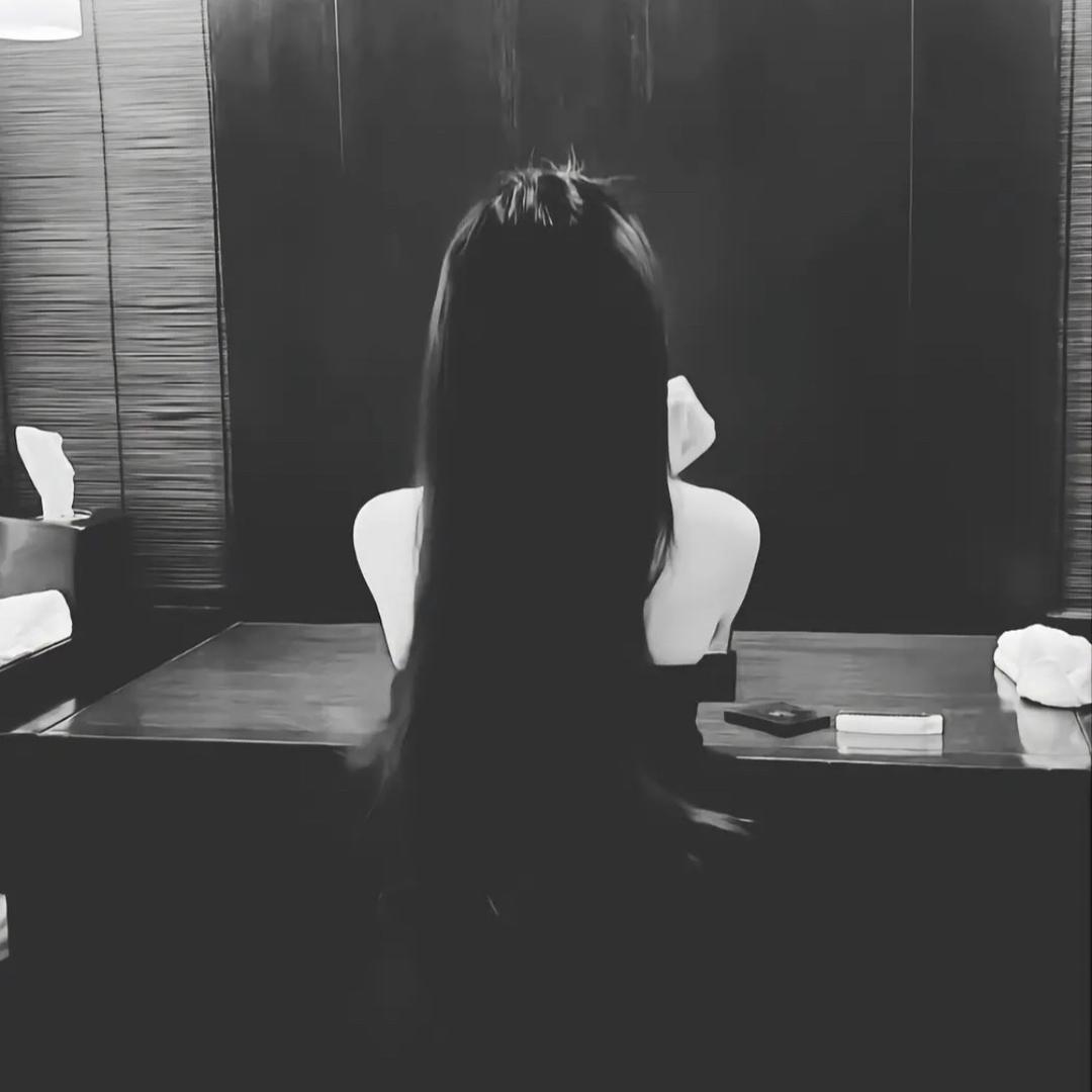 Mz              💋