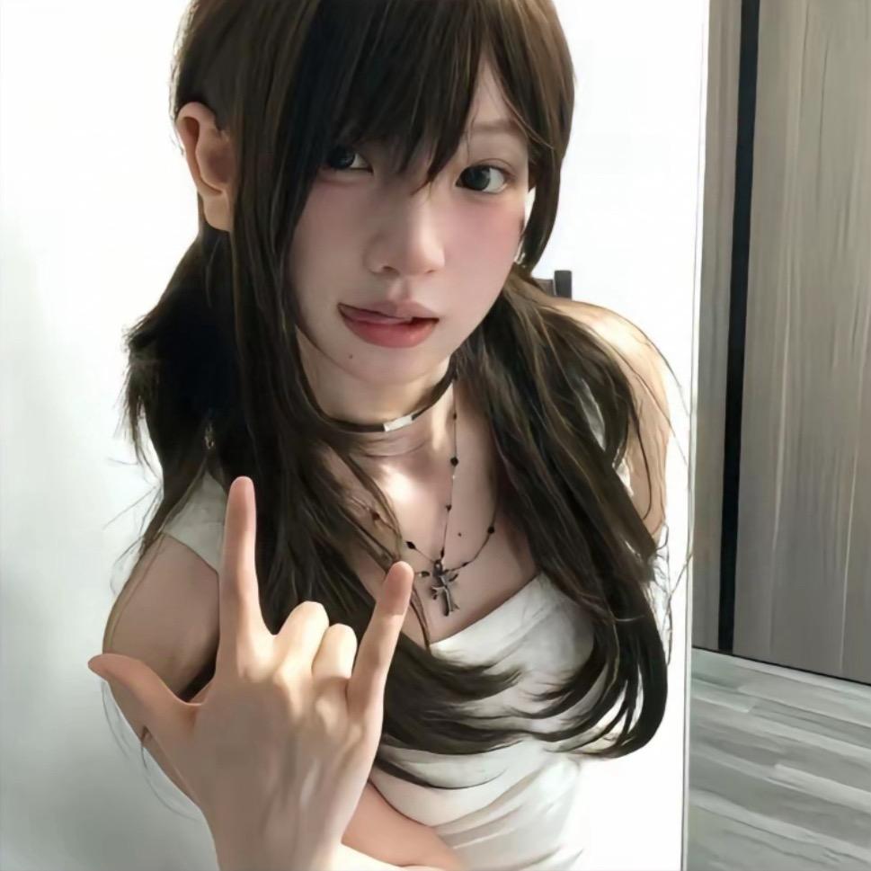 辣条女王ฅ₊⁺