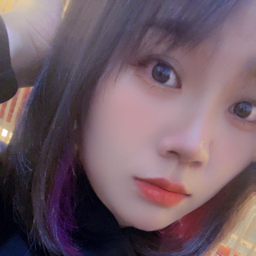 村花吖。