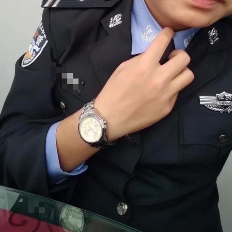 小胡一米九