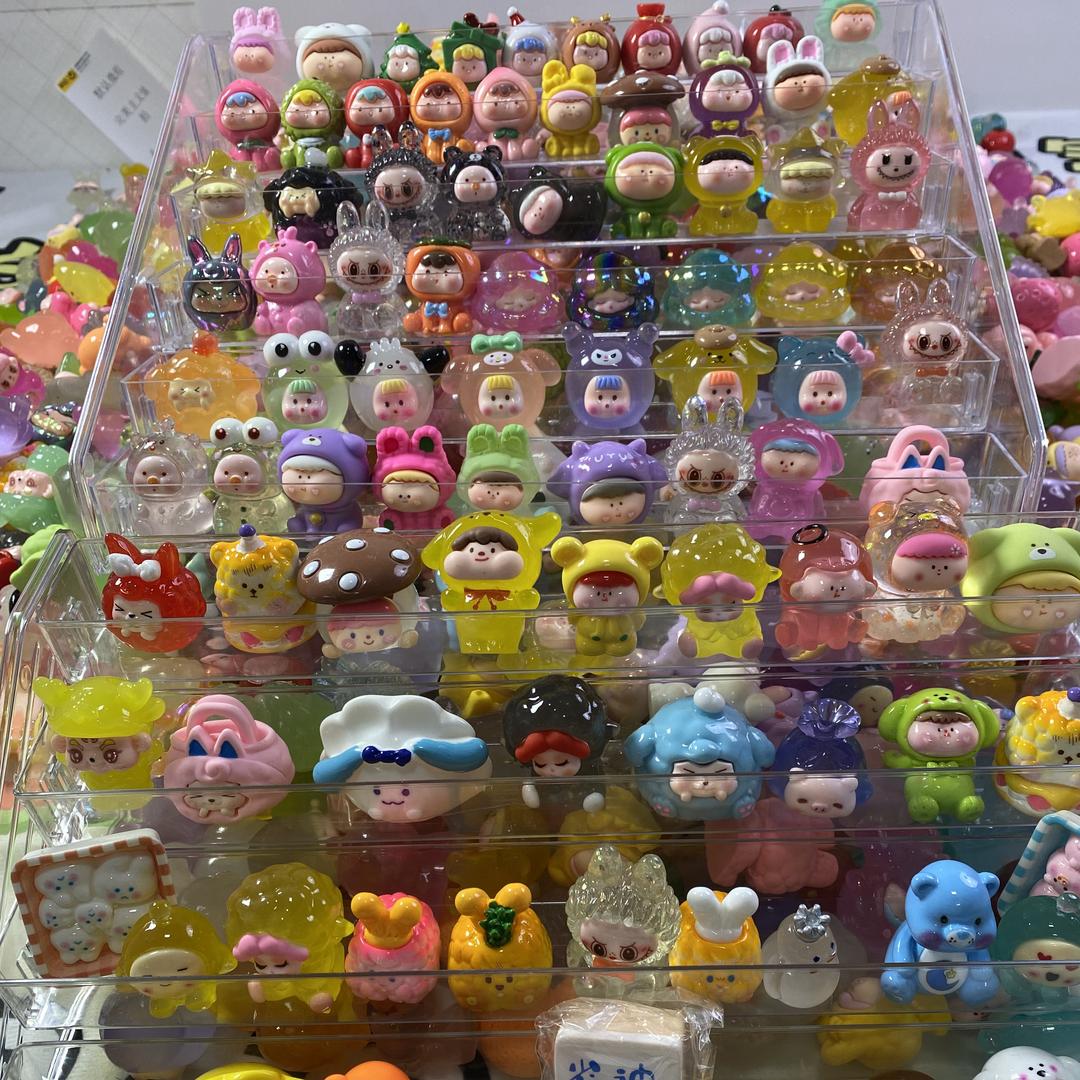 八两DIY潮玩供应链