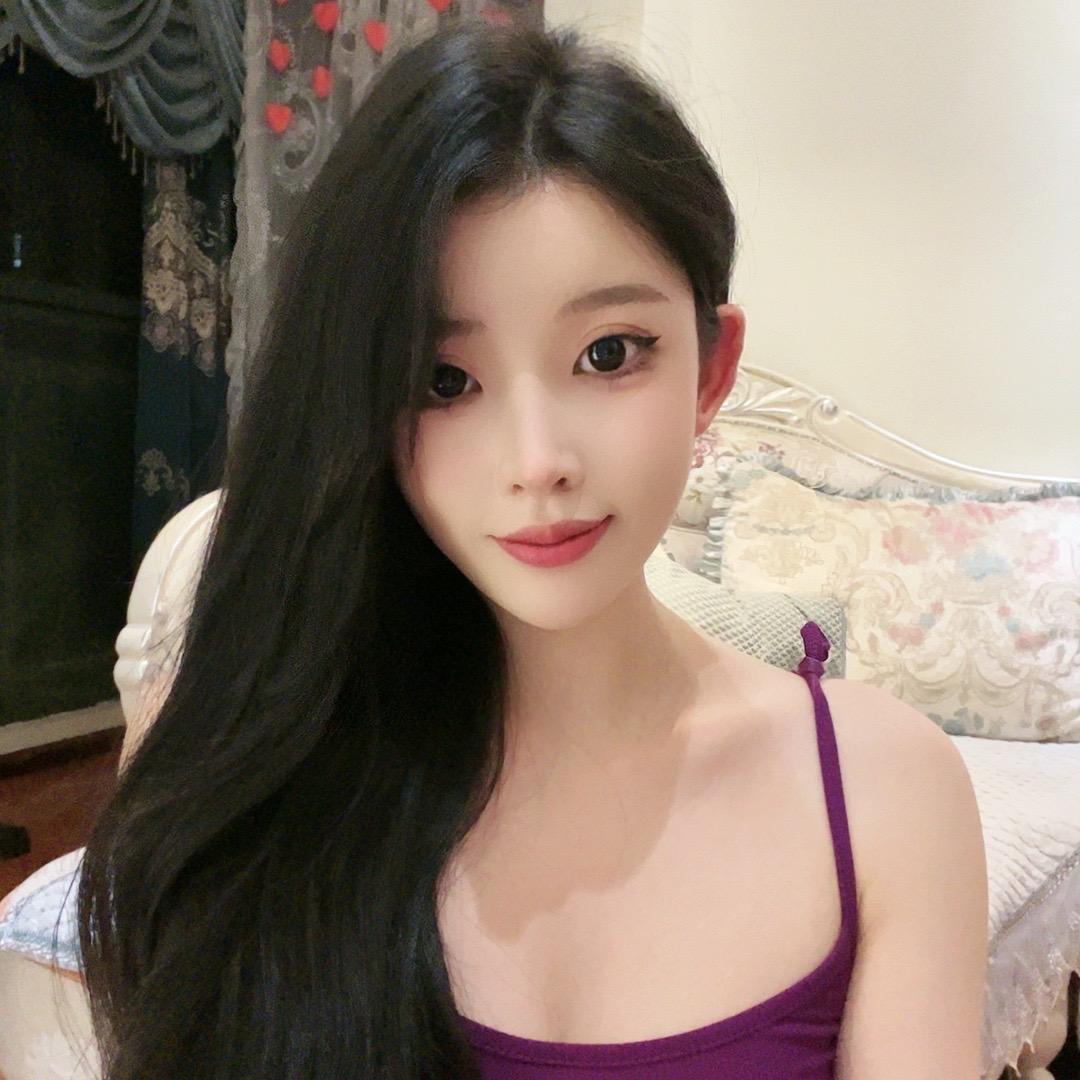 婉婉（没男人不行）