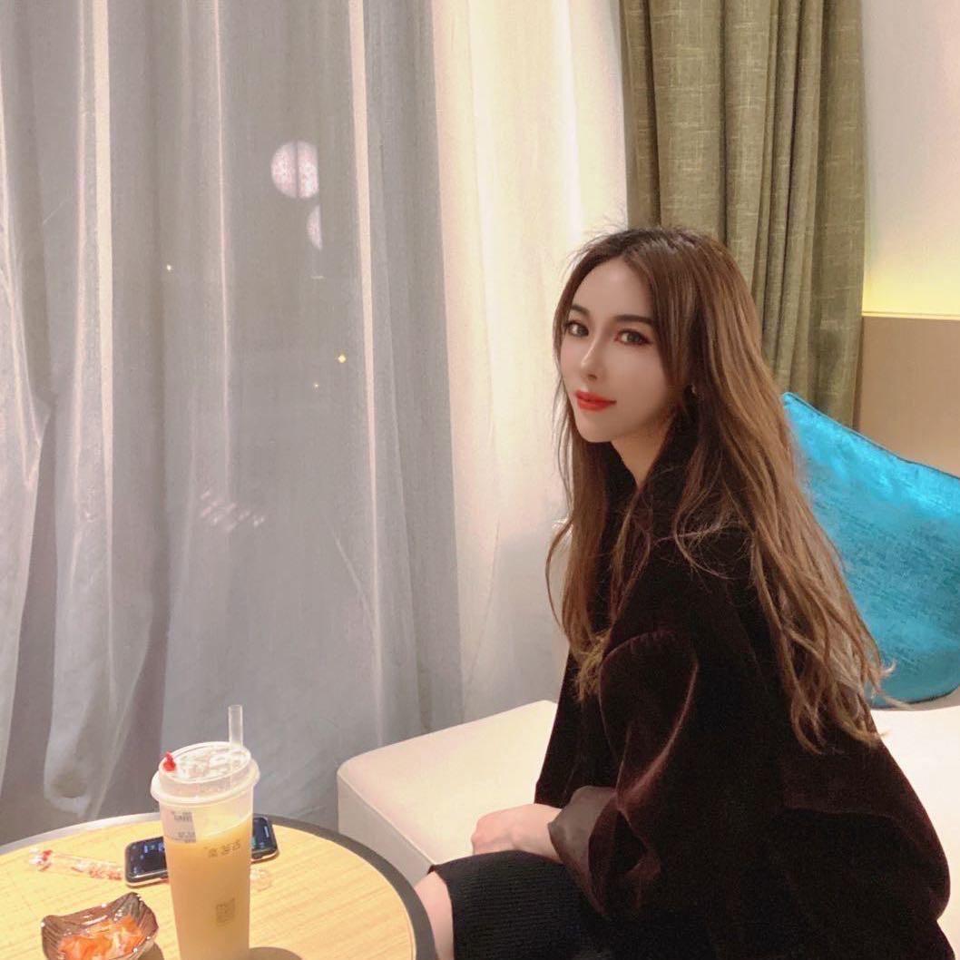 🖤 . 雯Baby