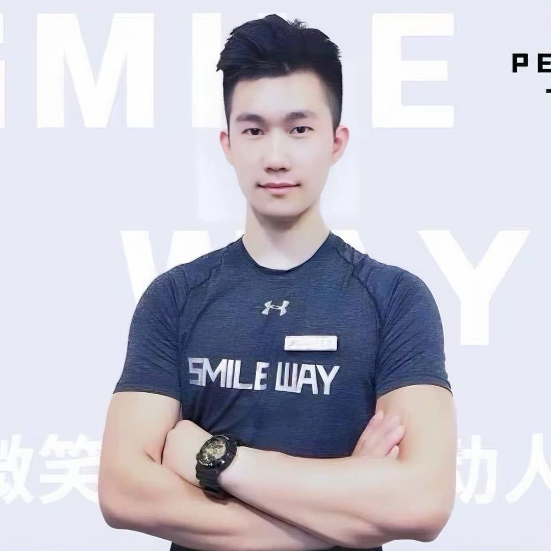 曹家毅（减脂中）