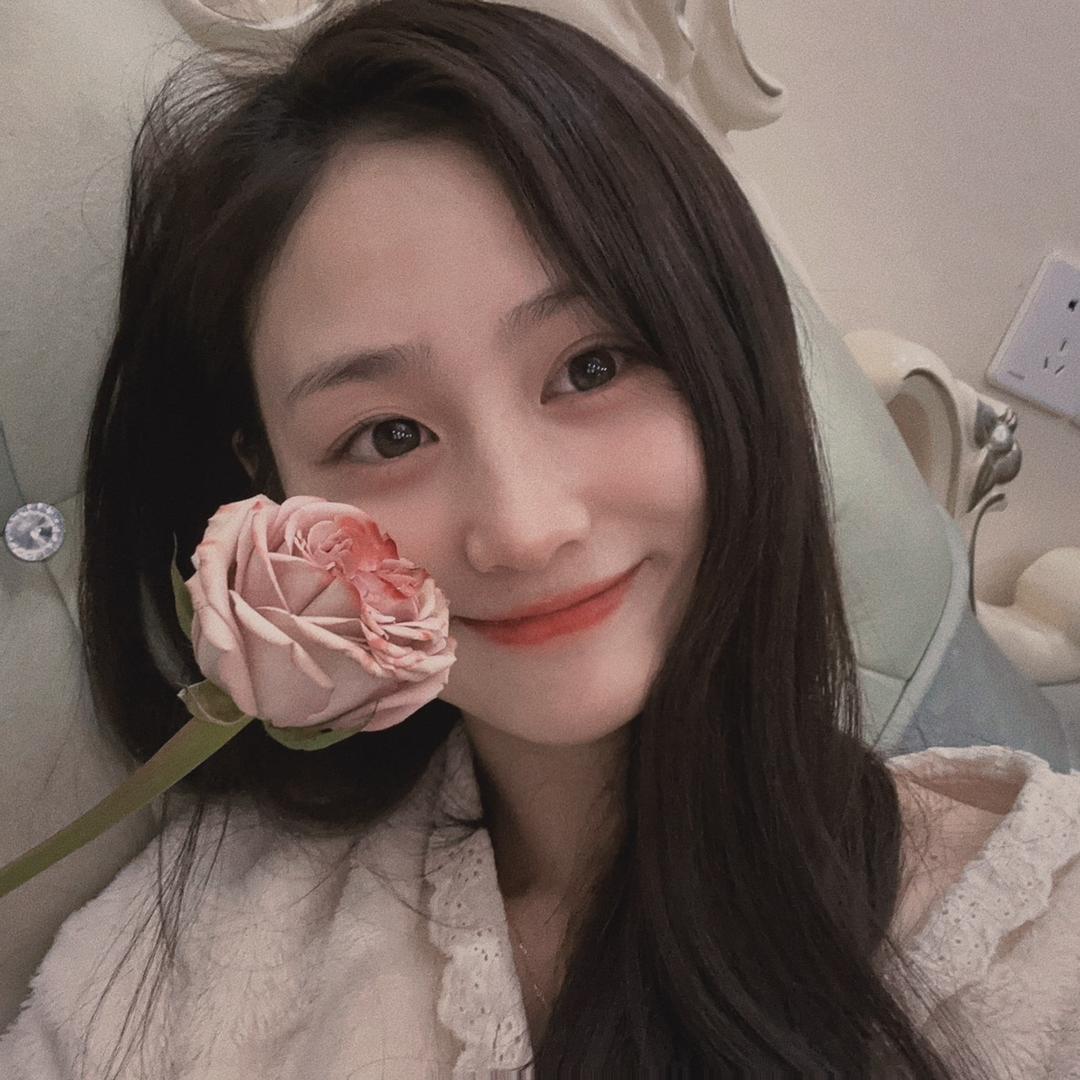 @彩霞爱喝酒