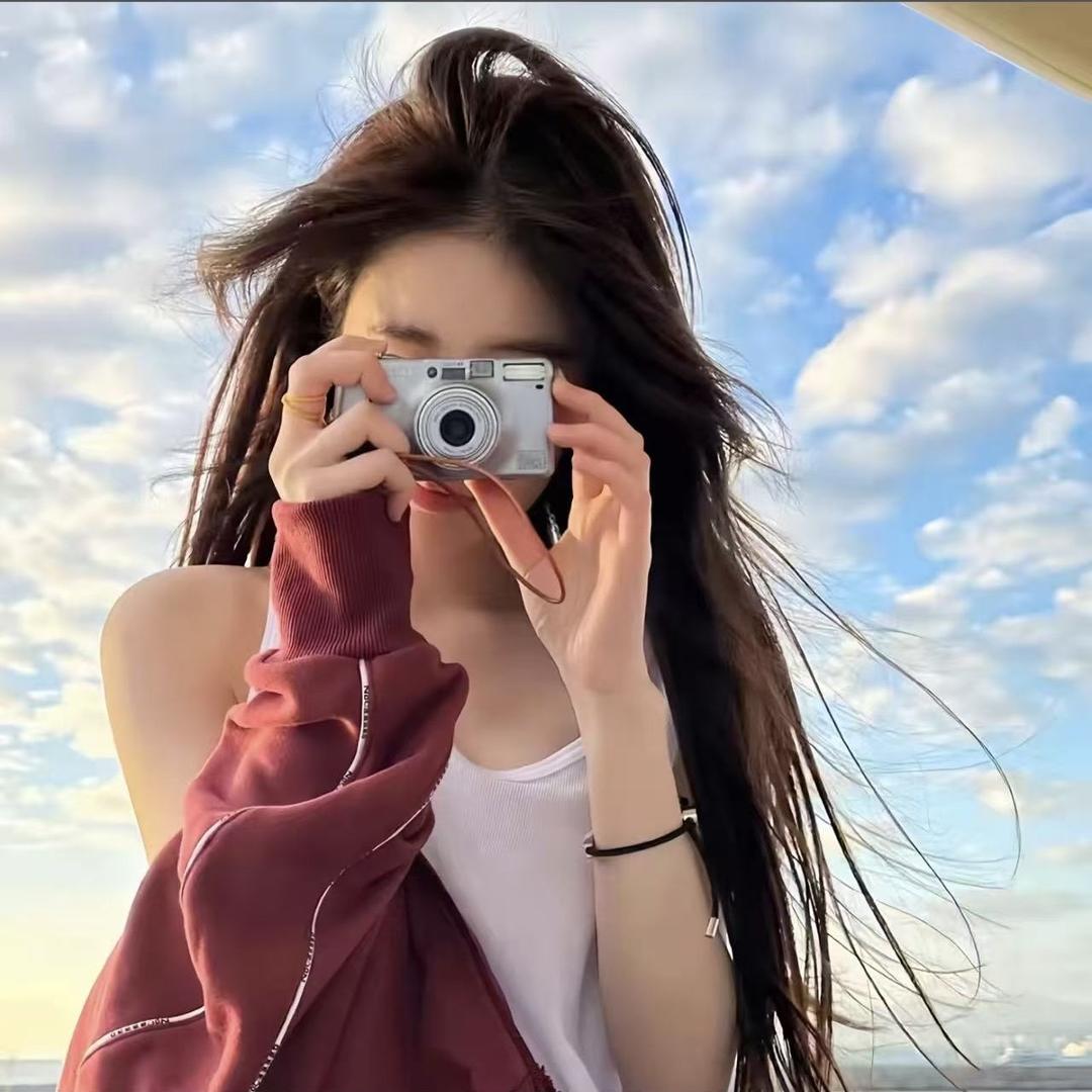 YJ艺杰时尚精选店