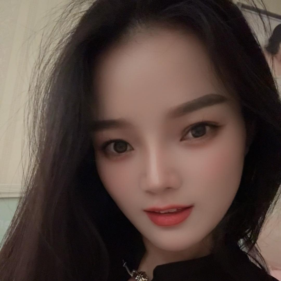 @英 子