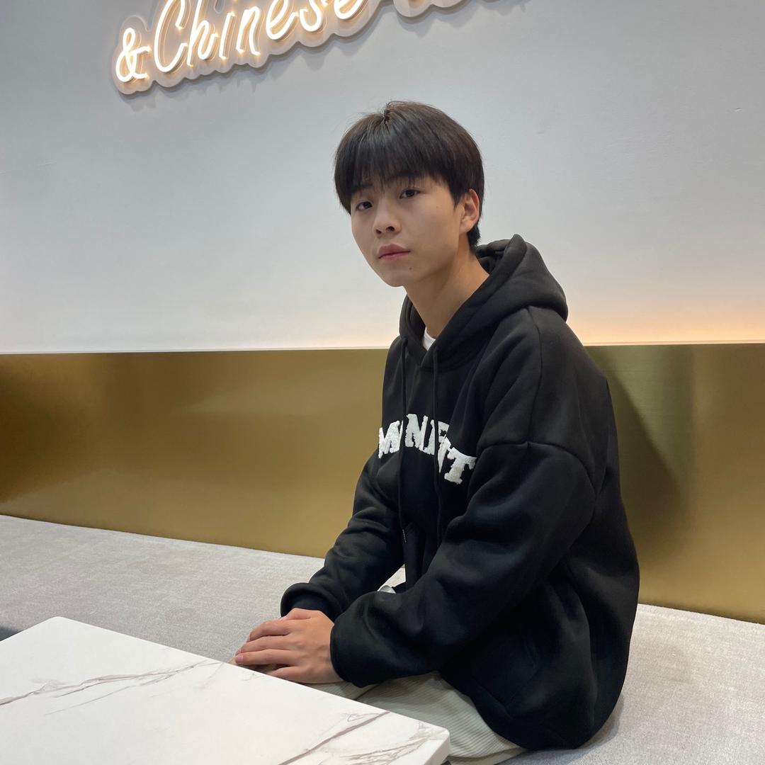 小桂芳（黔禧影像婚纱店）