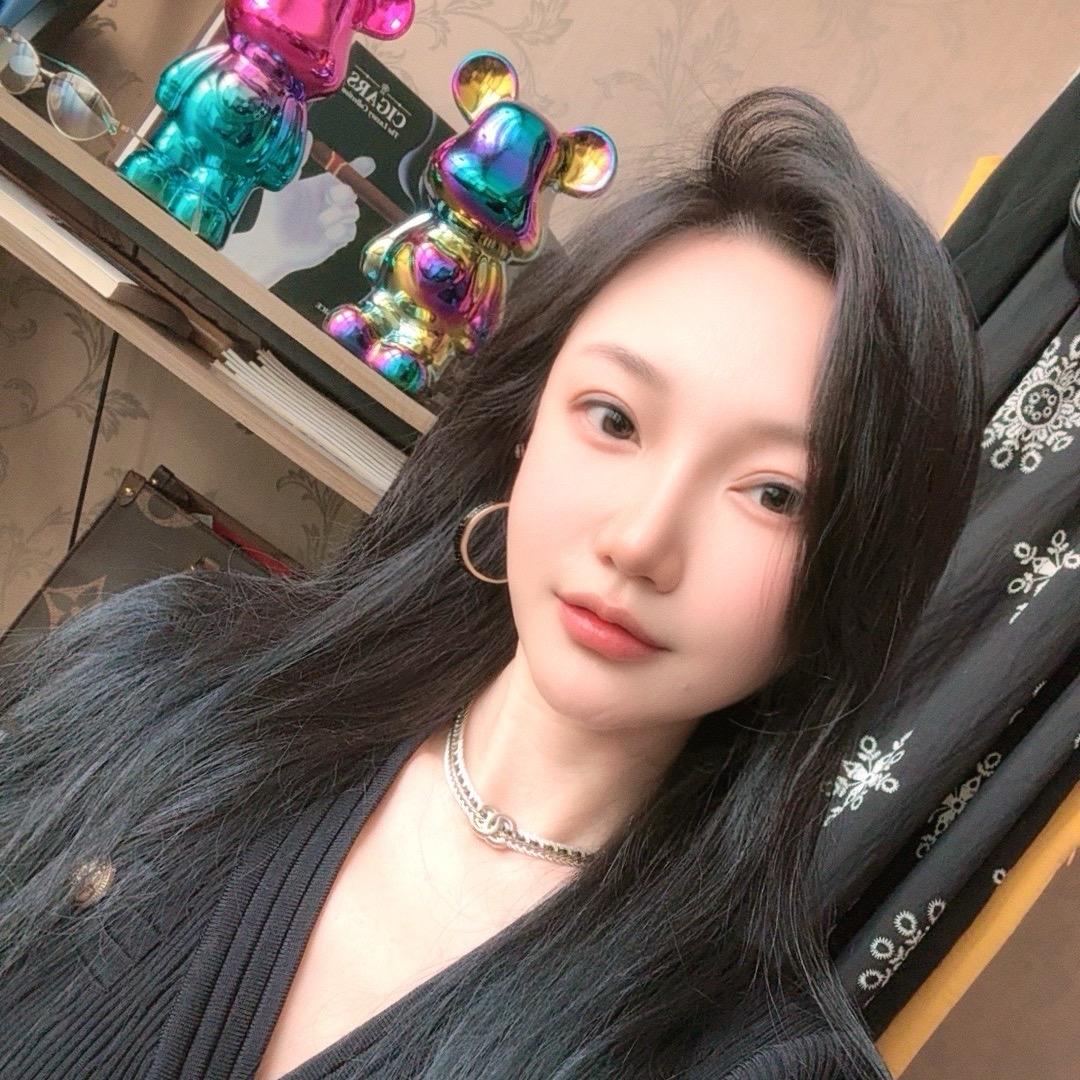 是菲菲哦🌷