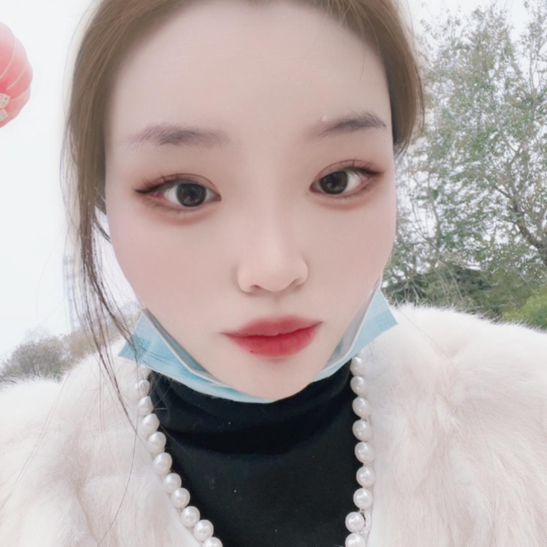 张良蕊小姐美妆集合店