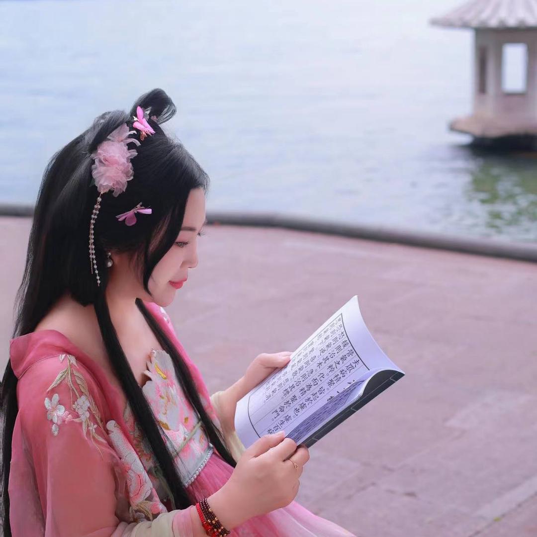 黄家二小姐🌹🌹