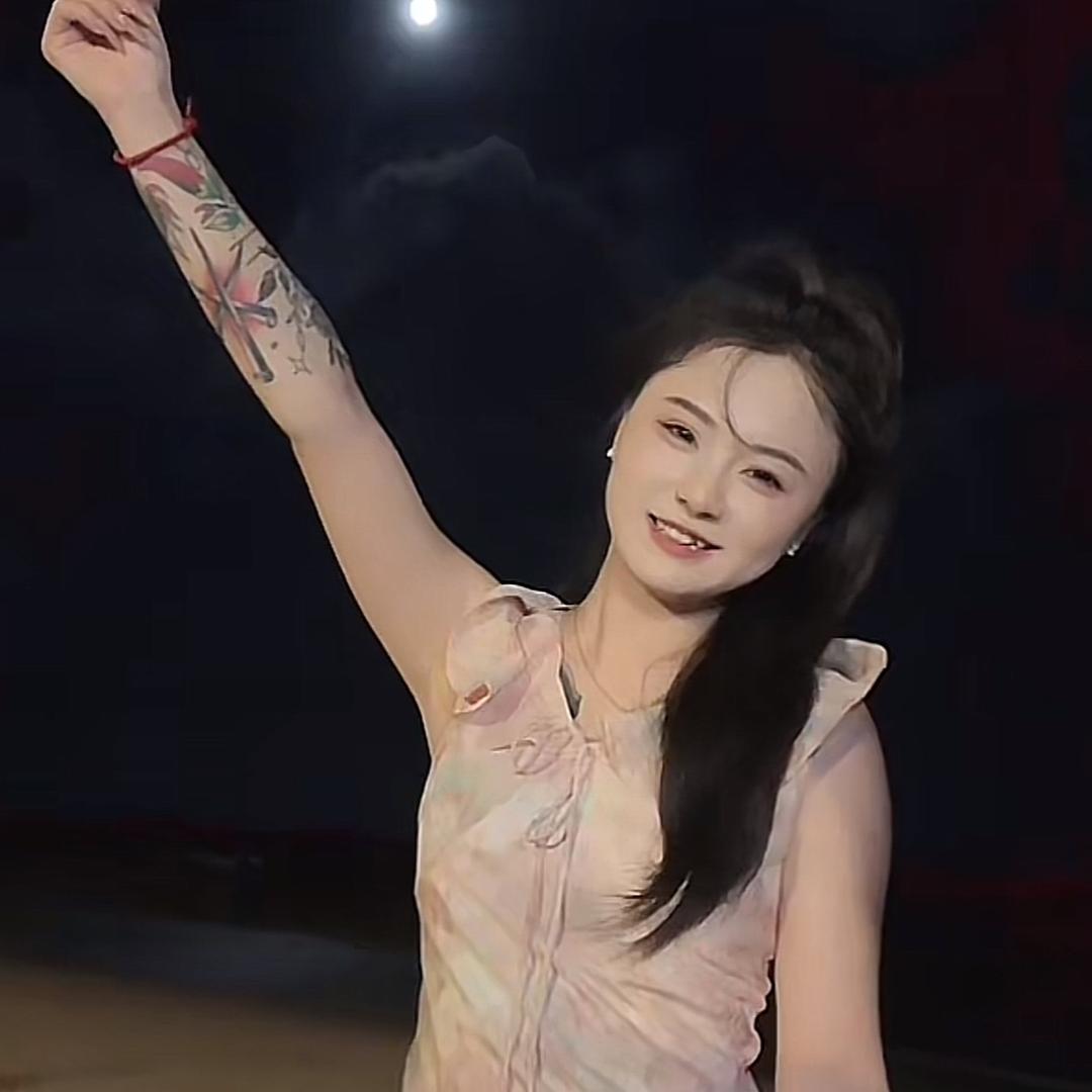 小云¹²⁸「小迷妹」