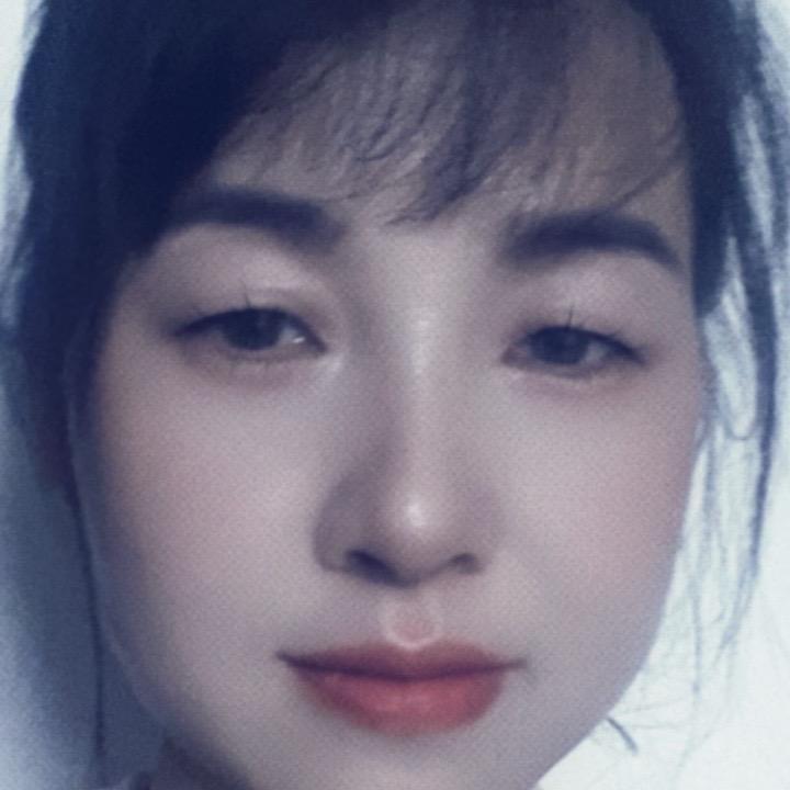 在随县洪山卖小笼包的燕子