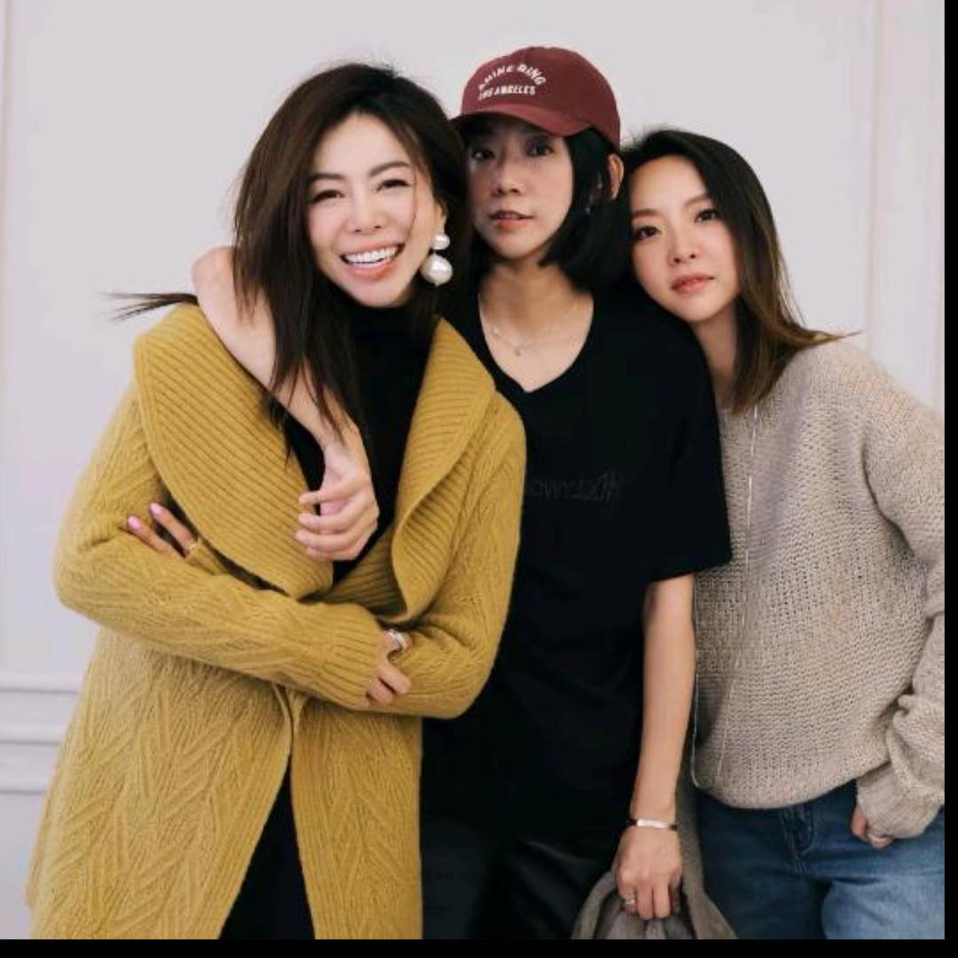 唐老板嘉玲姐时尚女装