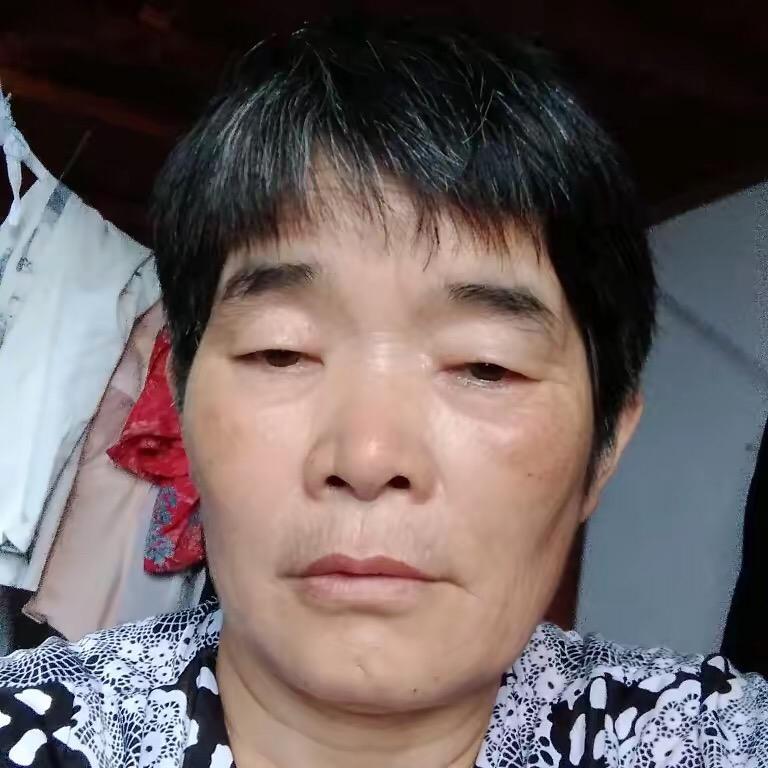 玉梅阿姨
