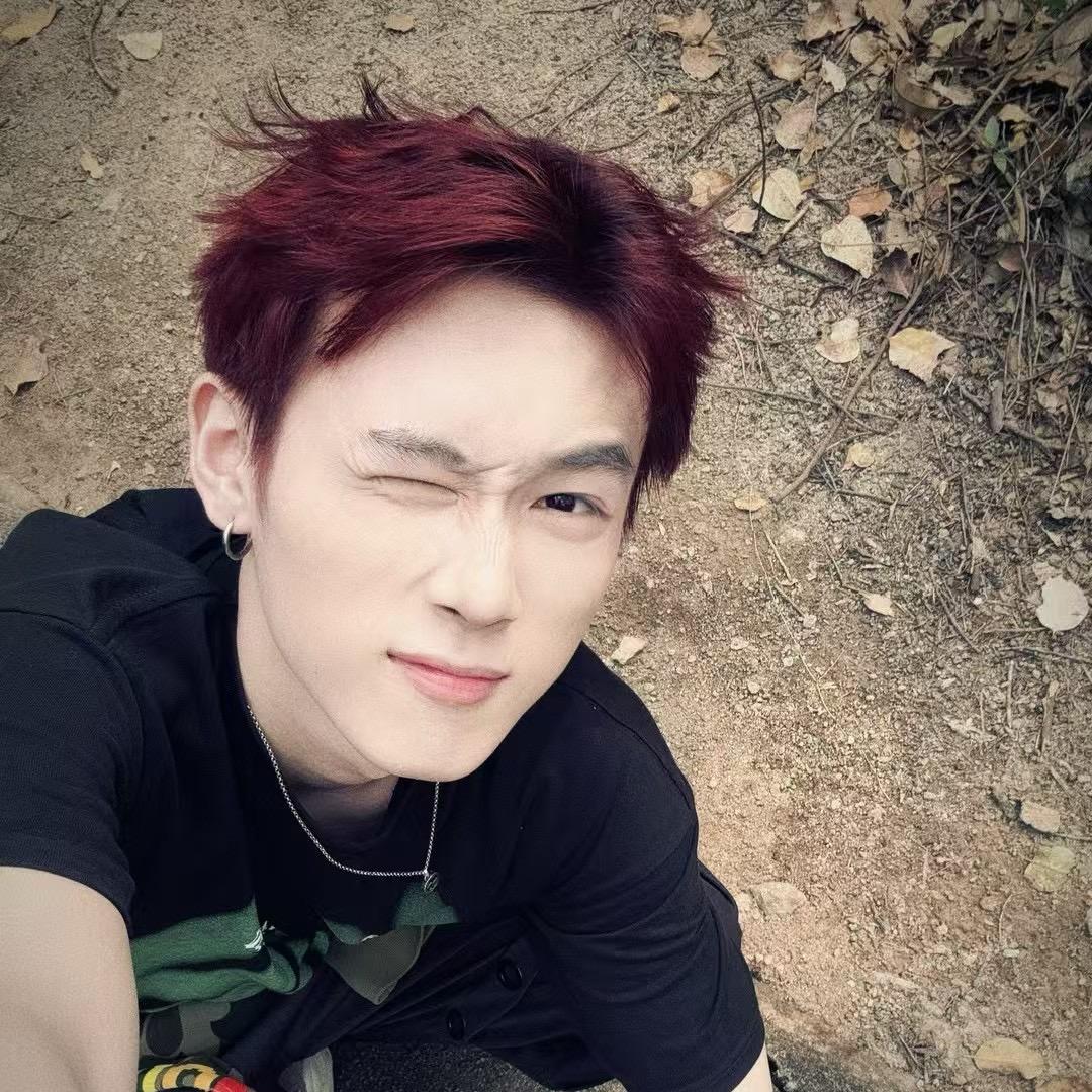 杨华南🐯