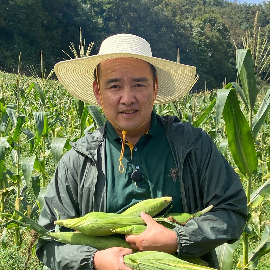 神农架小黄村长