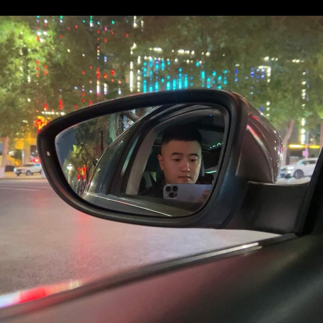 海湾二手车-侯