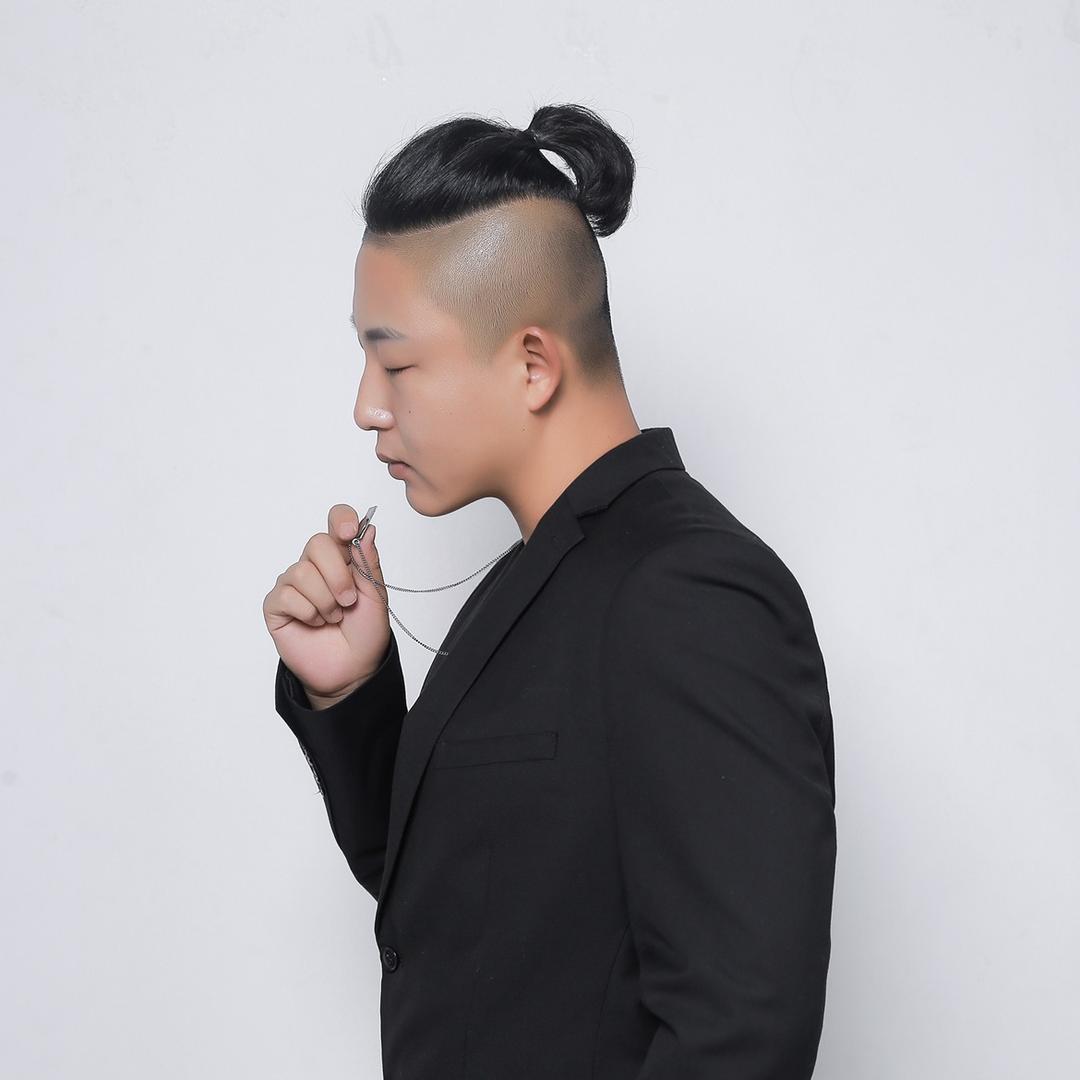 A.   刘贤惠老公