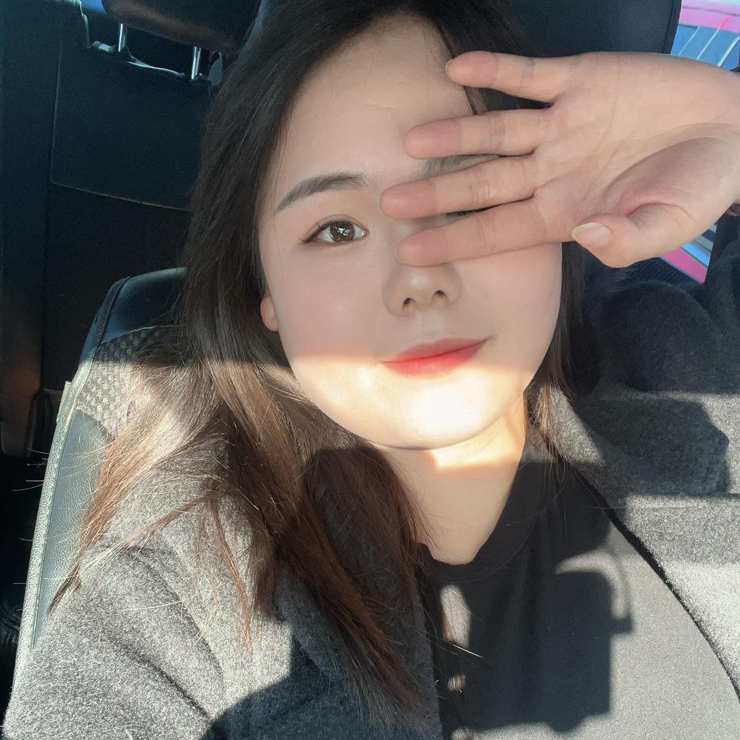 💋听风亿雪❄️