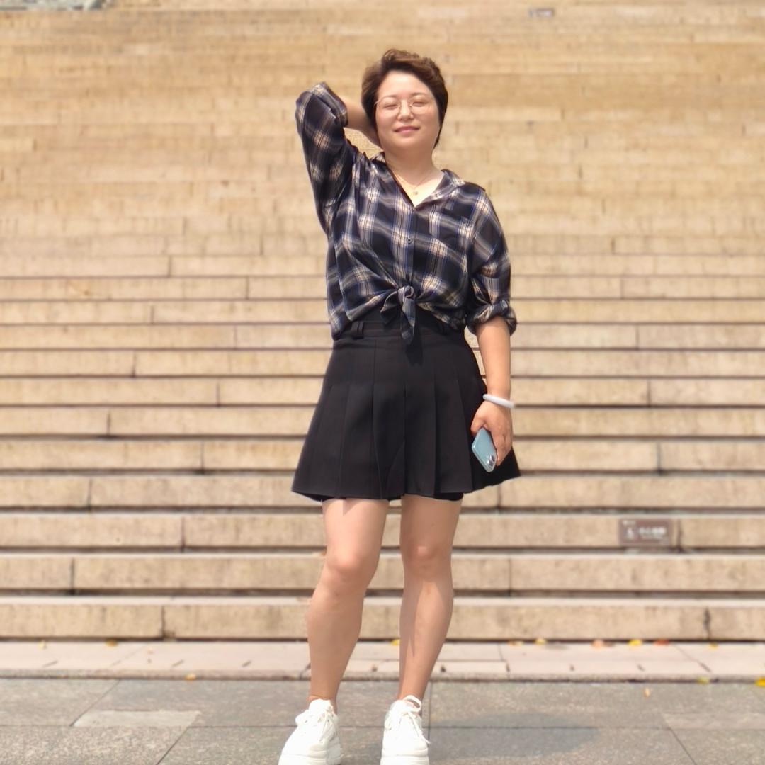 爱唱歌的女汉子🎤