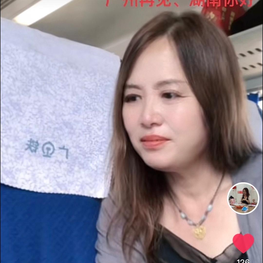 🍃浅笑💕不语💫