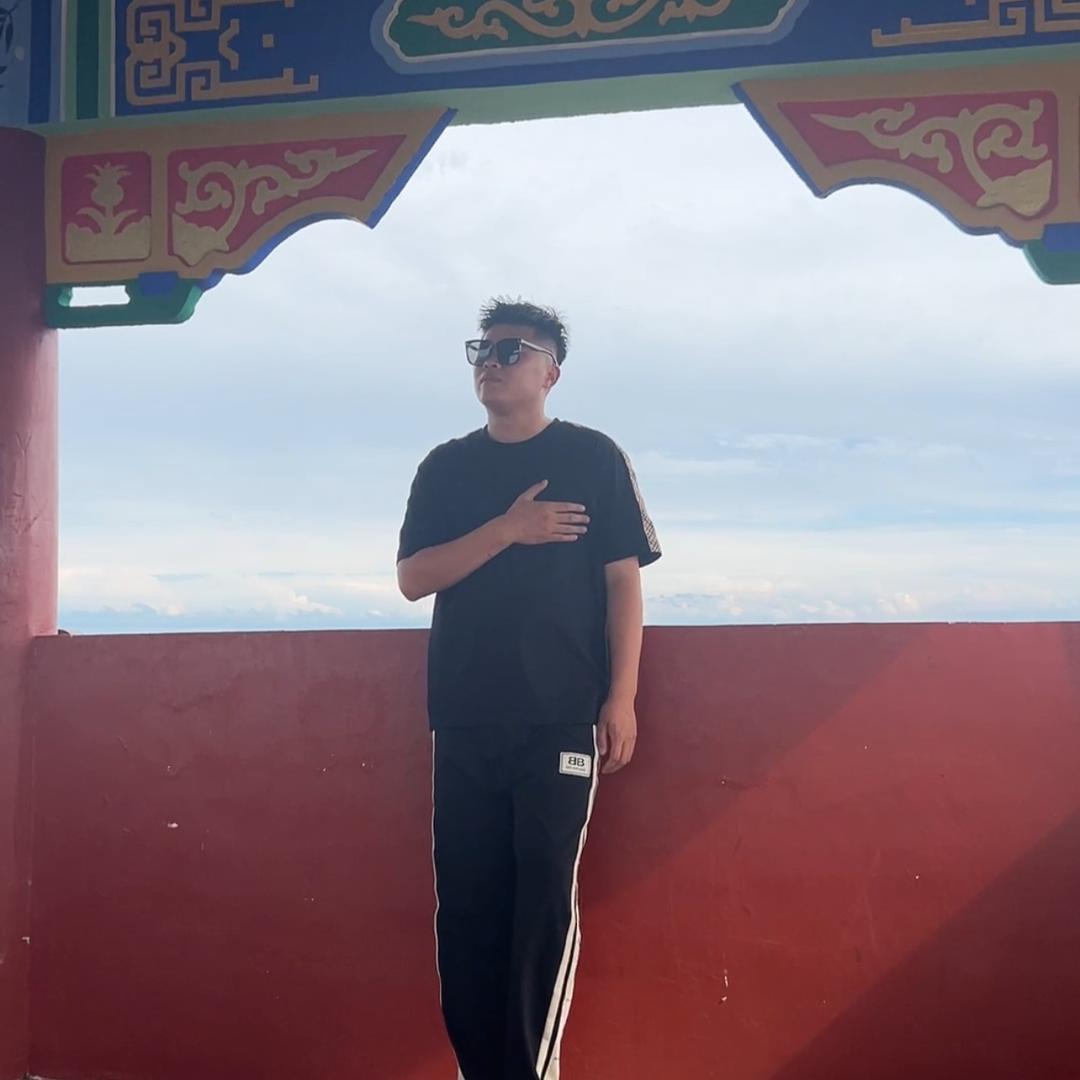 火土先生