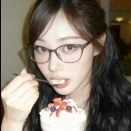 苹果女王（麦辣鸡翅梦女）