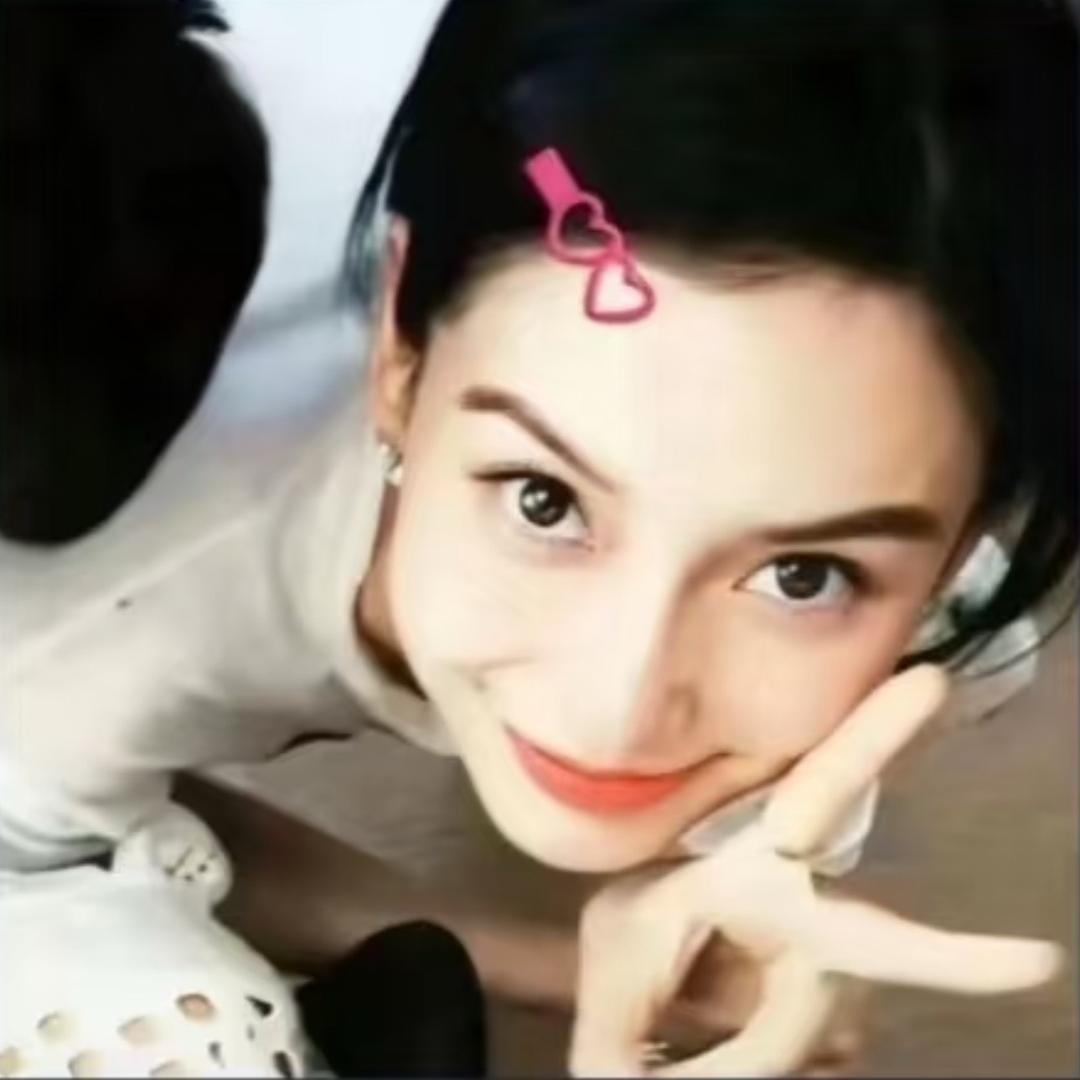 婧婧🍟