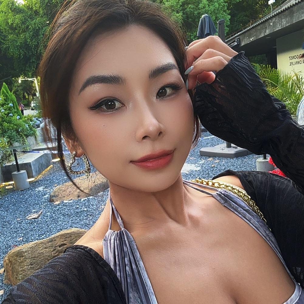 盈盈