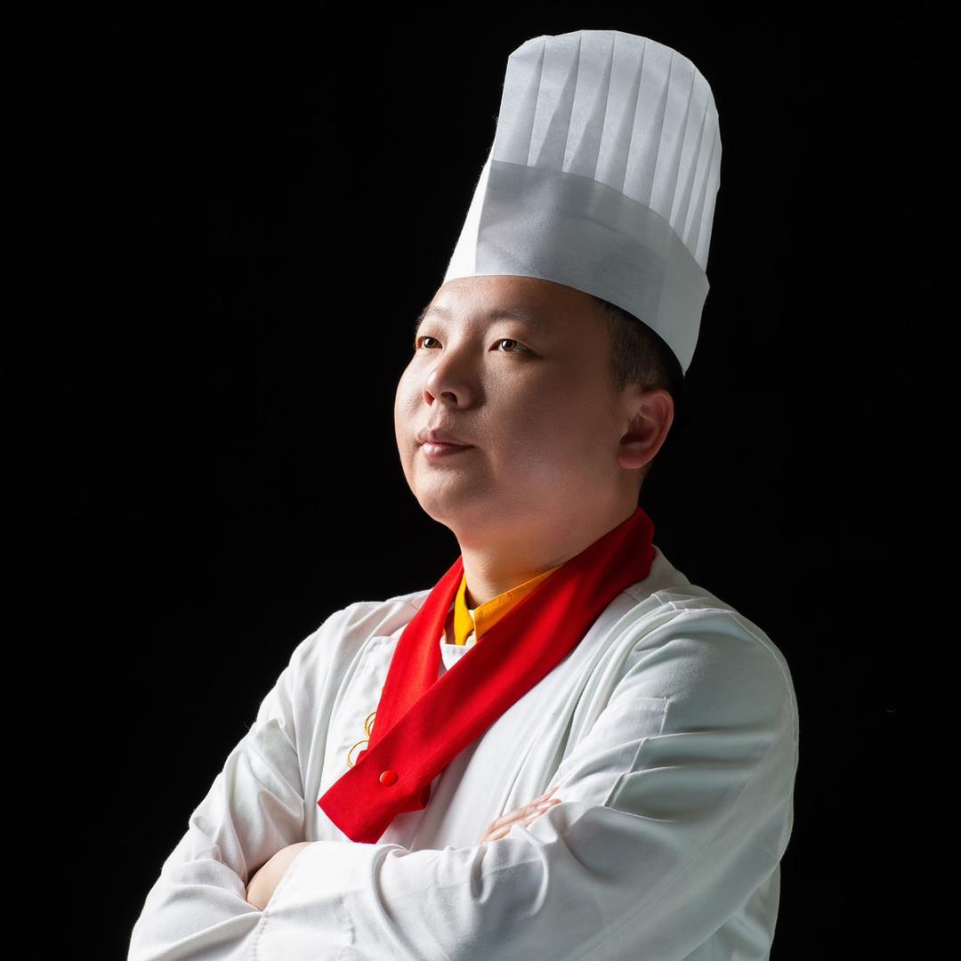 鲜铺袁傲冰
