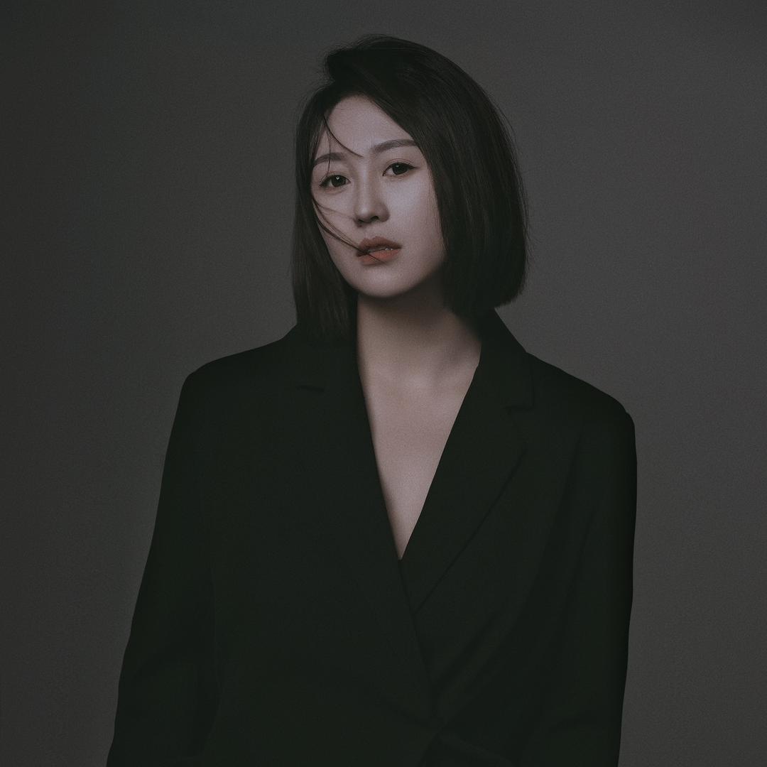 主持人麗麗Lily