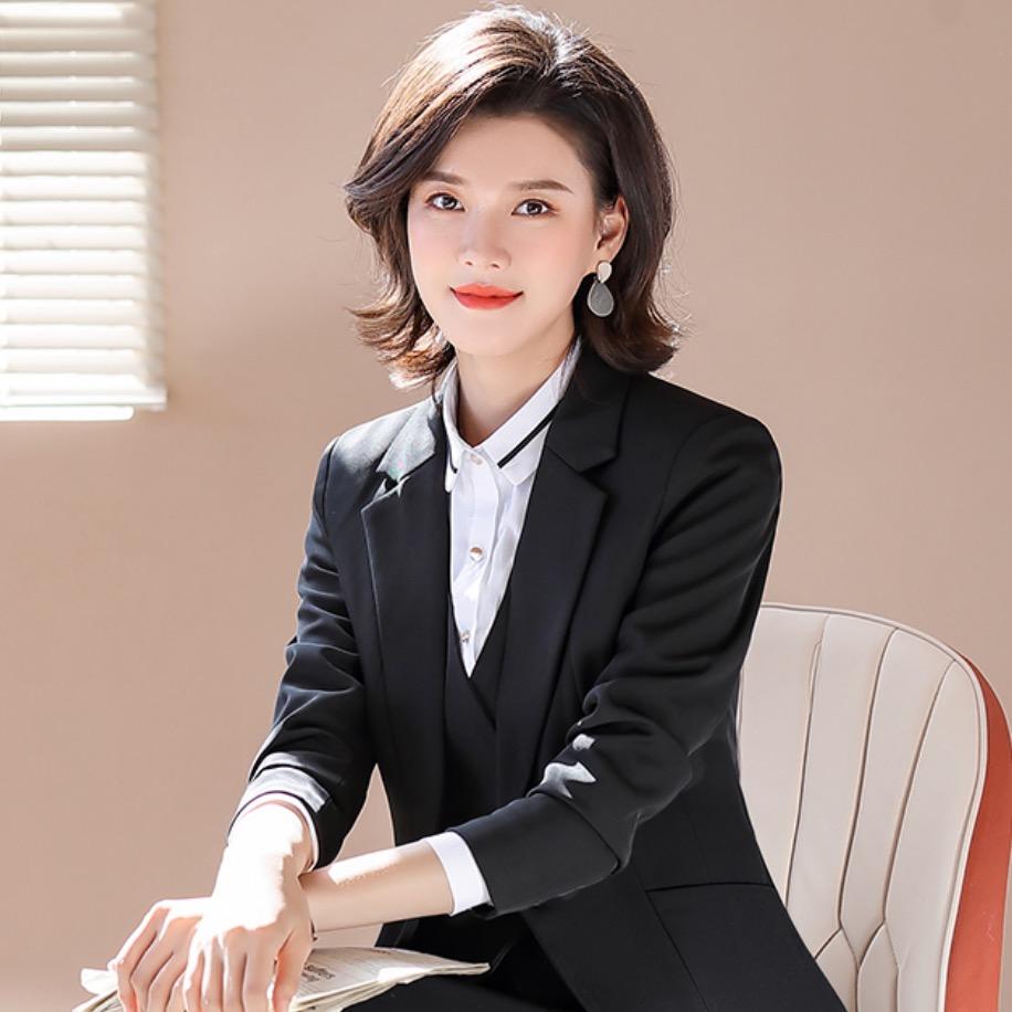 红霞服饰