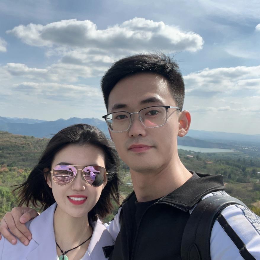 一米八五的小矮子