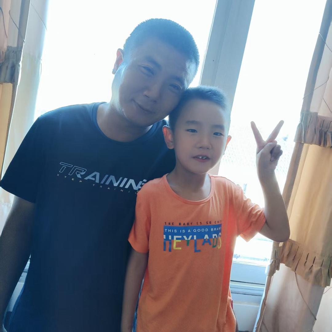 承接各种土建改屋面装潢业务