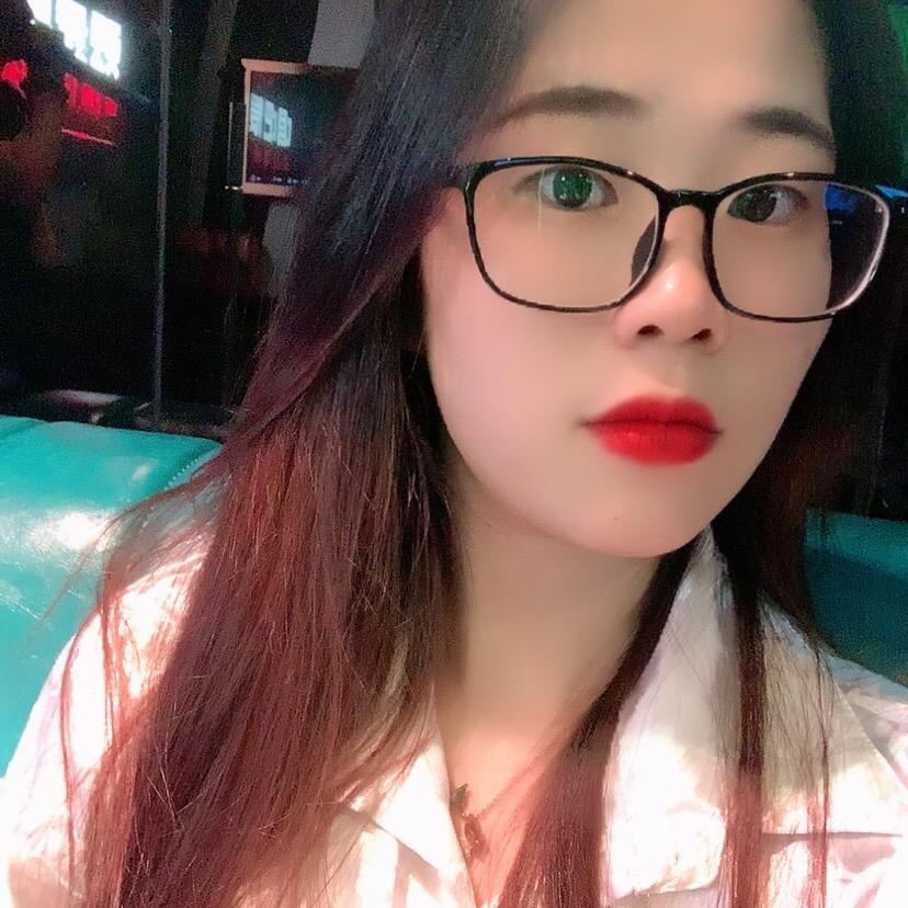 冰冰~（新人直播lloyd）