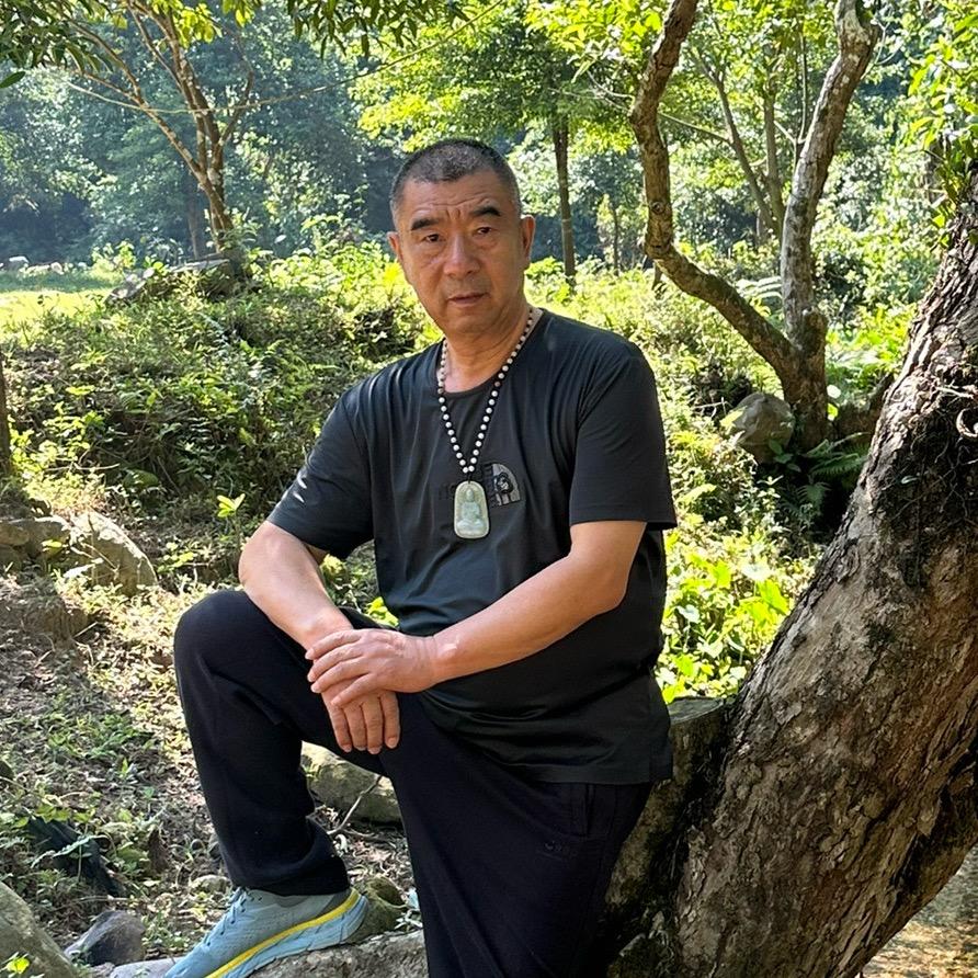阿坤。下午16点直播