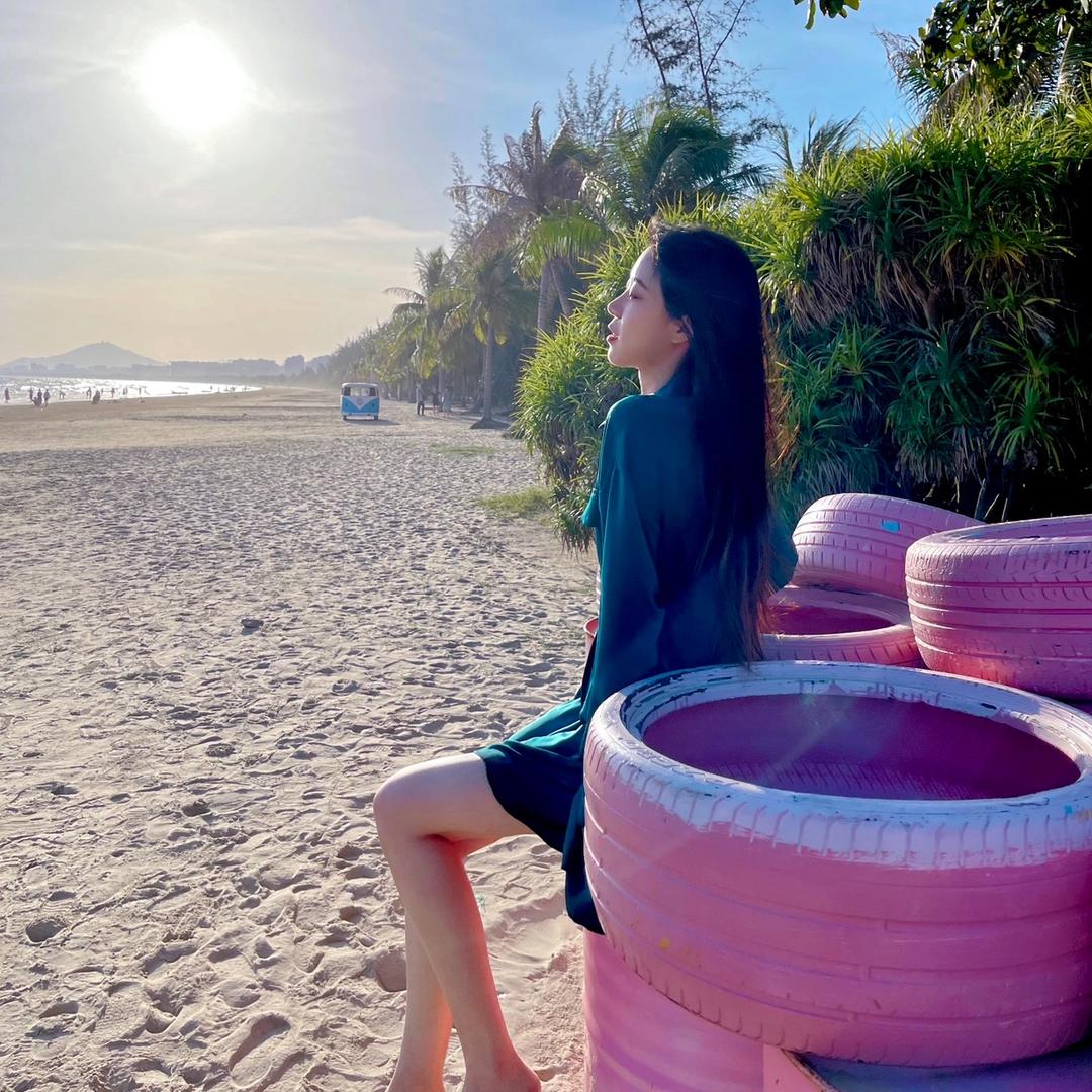 大魔怼的小千金@抖音