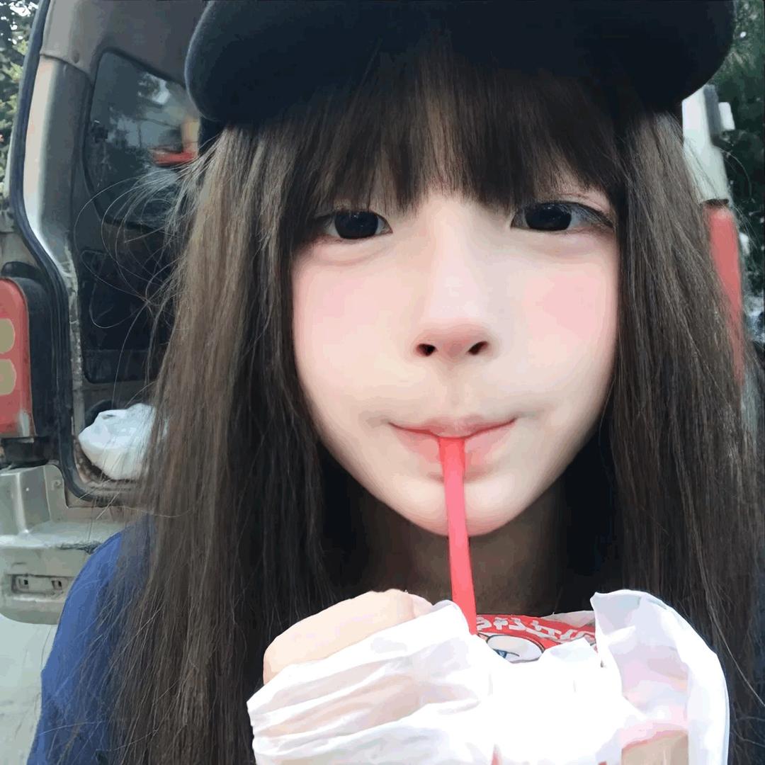 𝓜.momo