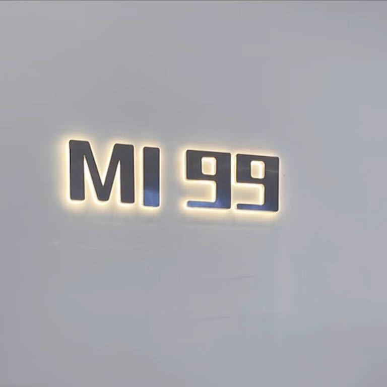 济南MI99高端女装批发